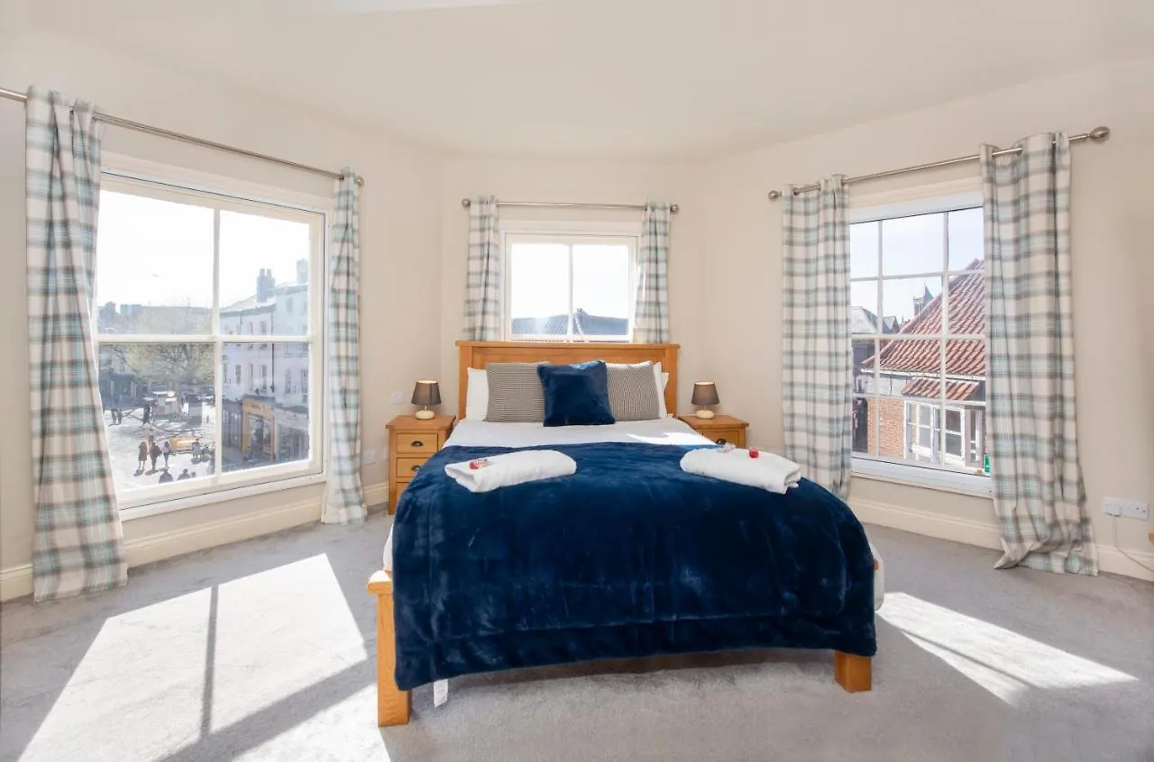 Patrick'S Pool- 4 Bedroom,4 Bathroom, Most Central Luxury Townhouse! York