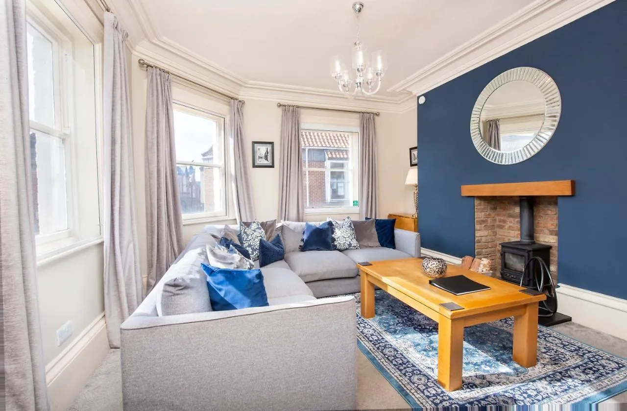 Patrick'S Pool- 4 Bedroom,4 Bathroom, Most Central Luxury Townhouse! York 0*,