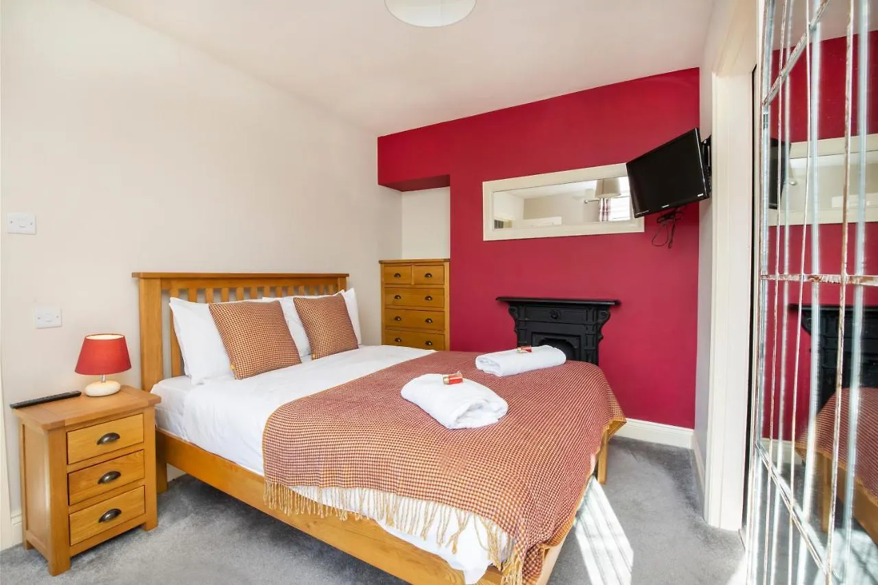 Patrick'S Pool- 4 Bedroom,4 Bathroom, Most Central Luxury Townhouse! York