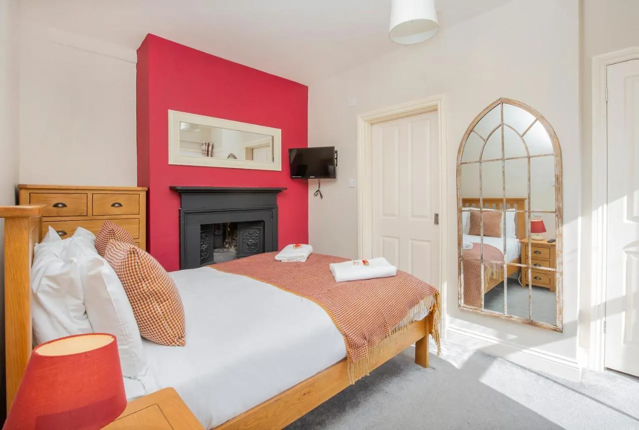 Patrick'S Pool- 4 Bedroom,4 Bathroom, Most Central Luxury Townhouse! York 0*,