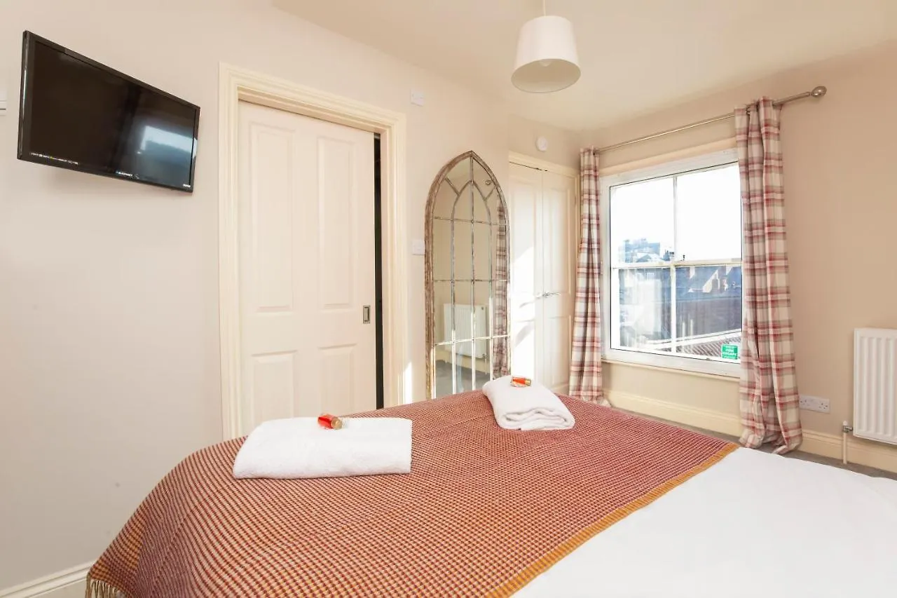 Patrick'S Pool- 4 Bedroom,4 Bathroom, Most Central Luxury Townhouse! York Wielka Brytania