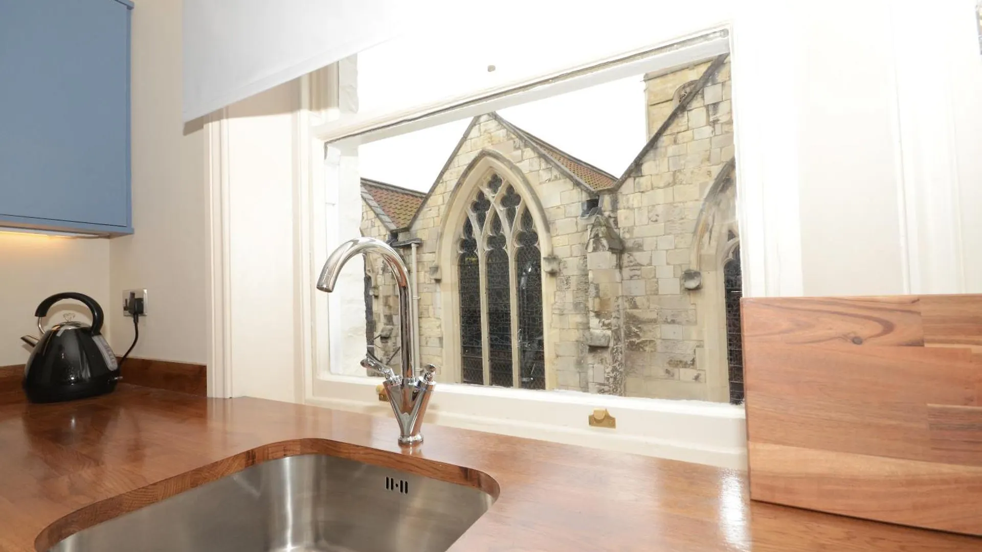 Patrick'S Pool- 4 Bedroom,4 Bathroom, Most Central Luxury Townhouse! York Dom wakacyjny
